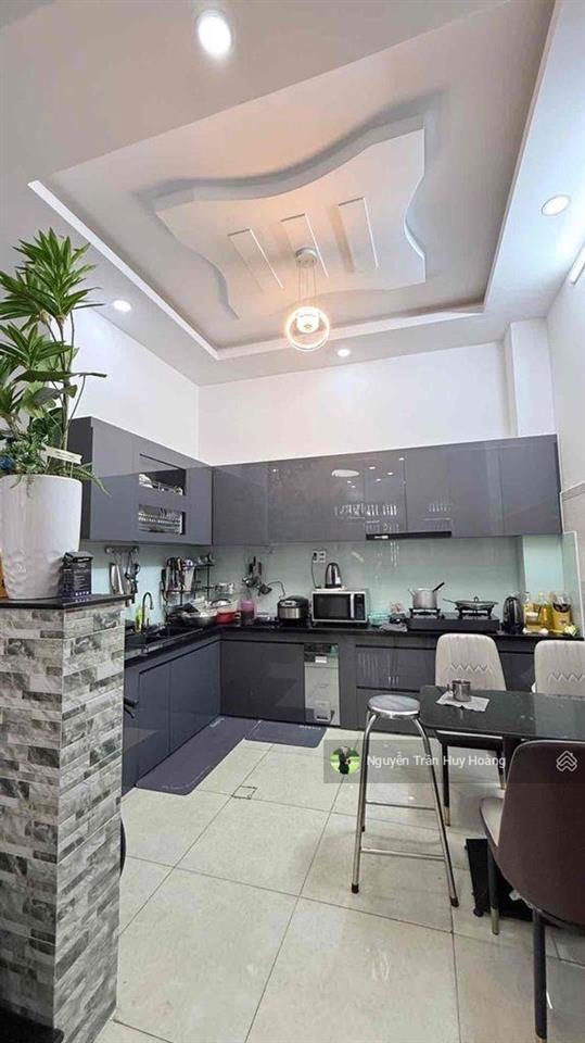 5x12  chỉ 6,2 tỷ  mặt tiền kinh doanh, đường nhựa 12m, quận tân phú