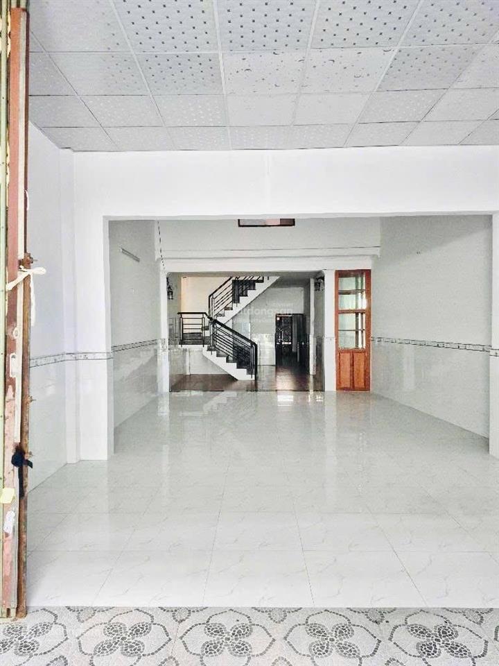 Ngang 5.7 x 26  chỉ 6.x tỷ  hẻm ô tô  tân kỳ tân quý