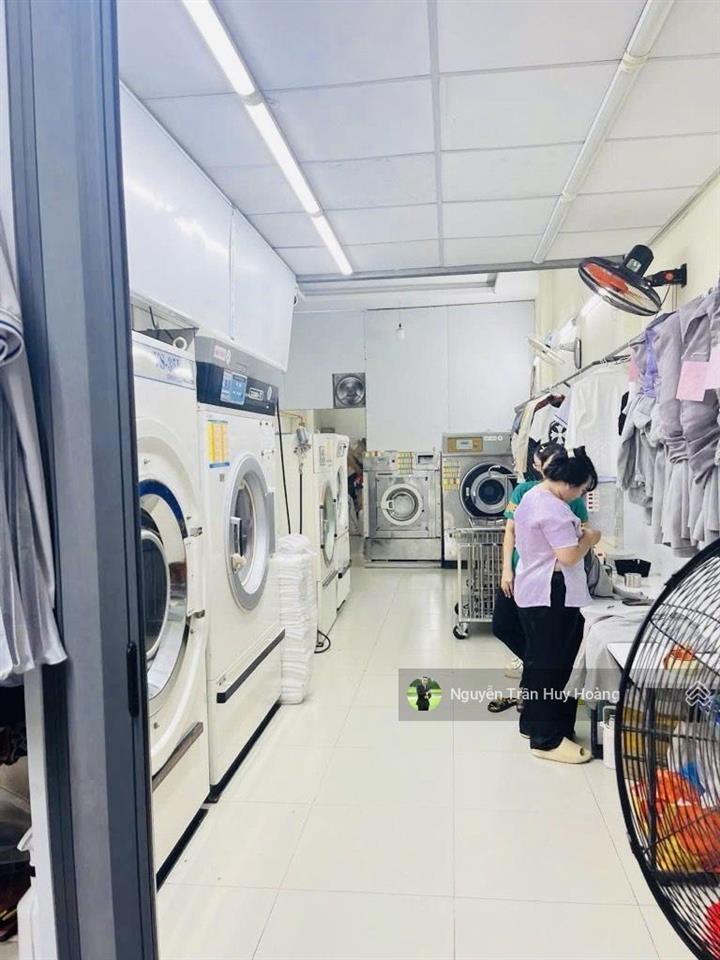 Mặt tiền bờ bao  giá chỉ 14 tỷ nhỉnh  kinh doanh sầm uất  đối diện aeon tân phú  quận tân phú