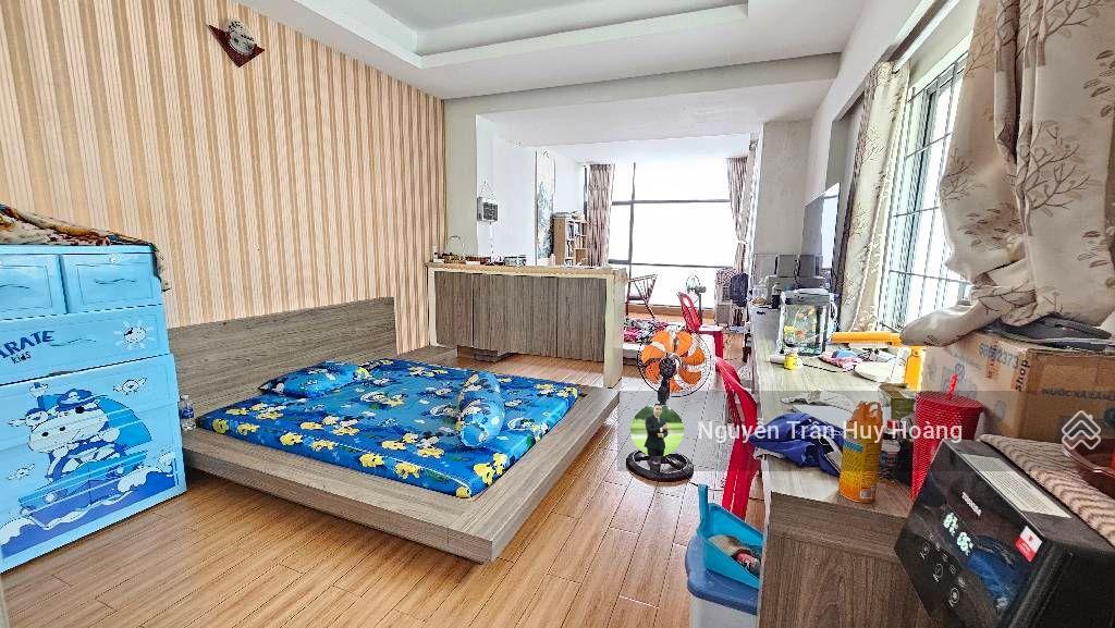 5 tầng  4x18  chỉ 7.7 tỷ  mặt tiền kinh doanh  gần tân sơn nhì, độc lập, tân hương, tân phú