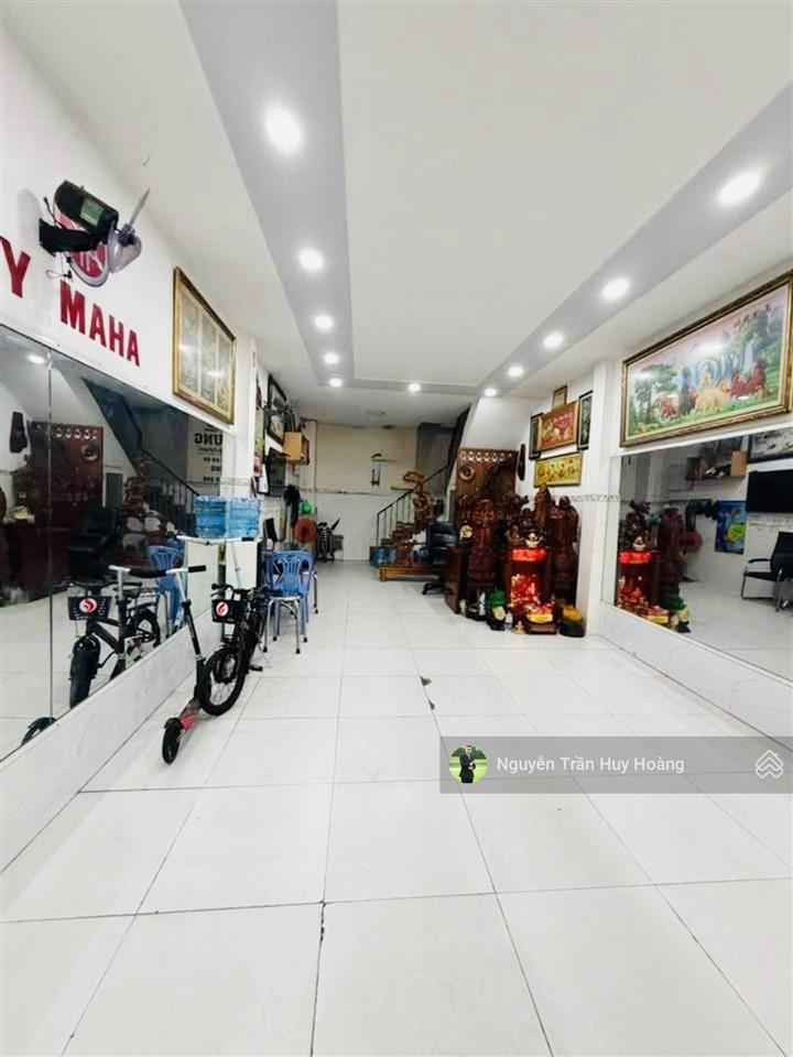 Mặt tiền văn cao  vị trí kinh doanh đỉnh  4x14m  chỉ 10 tỷ nhỉnh