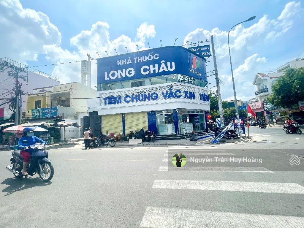 Mặt tiền kinh doanh sầm uất ngay tân hương nhà 4x17m nhỉnh 10 tỷ