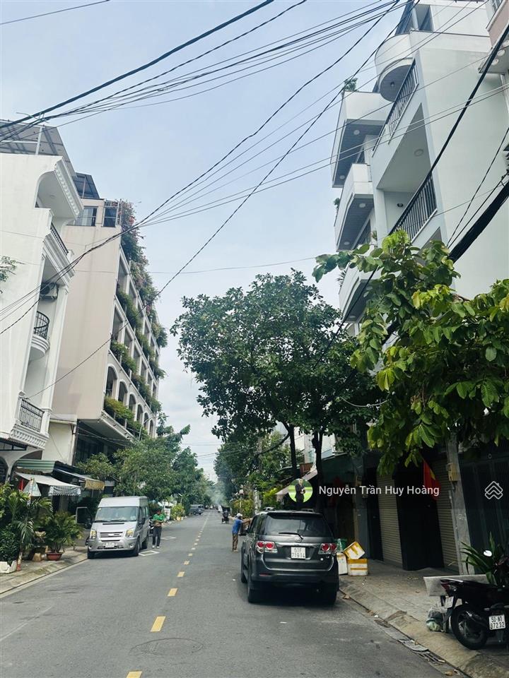 Mặt tiền kinh doanh lê sao  4.2 x 13m  chỉ 6.x tỷ  tân phú
