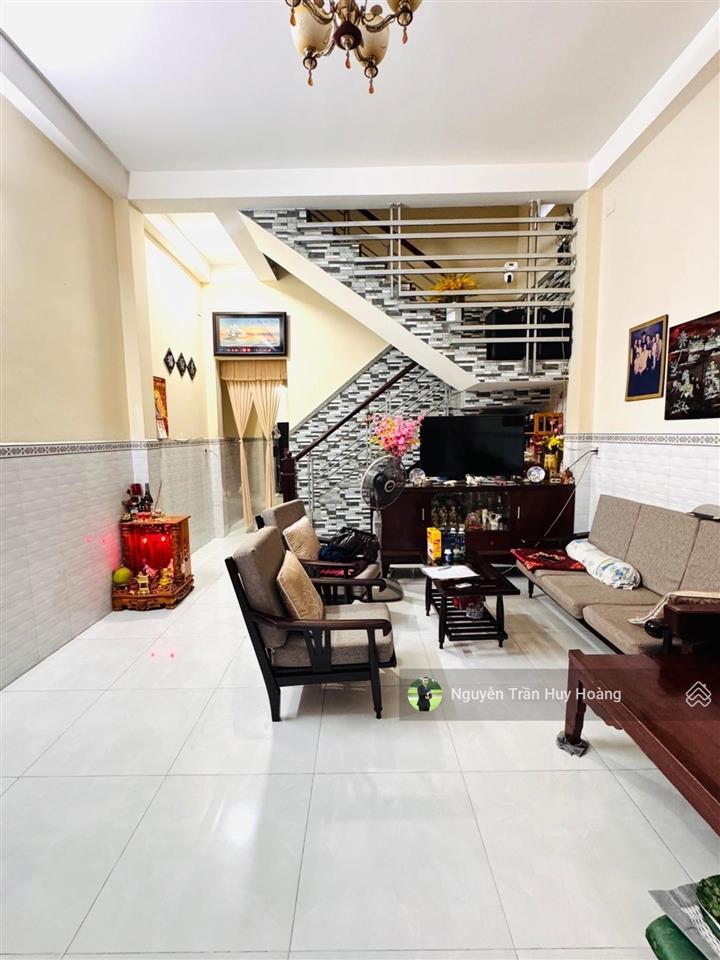 Nhà 4x17m chỉ 5.3 tỷ đường nhựa tô hiệu, tân phú