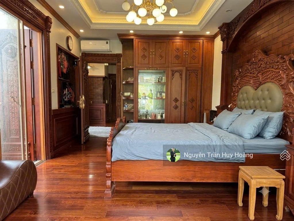 Tân phú  độc lập  biệt thự sang trọng  4 tầng  thực tế 120m2/sàn  full gỗ quý  nhỉnh 17 tỷ