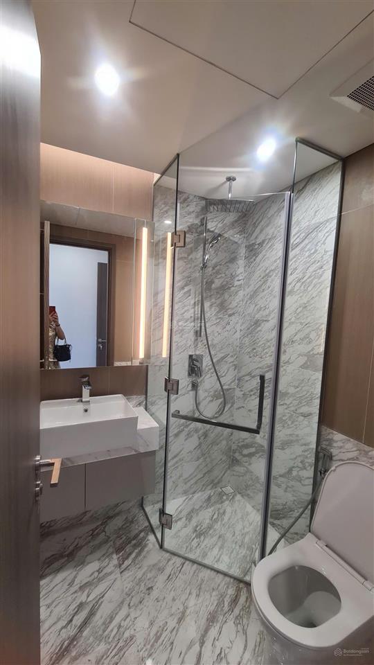 Hot hot bán gấp căn 2 ngủ 2 vệ sinh 53m2 tòa a3 lumiere vinhome smart city giá 4 tỷ 800