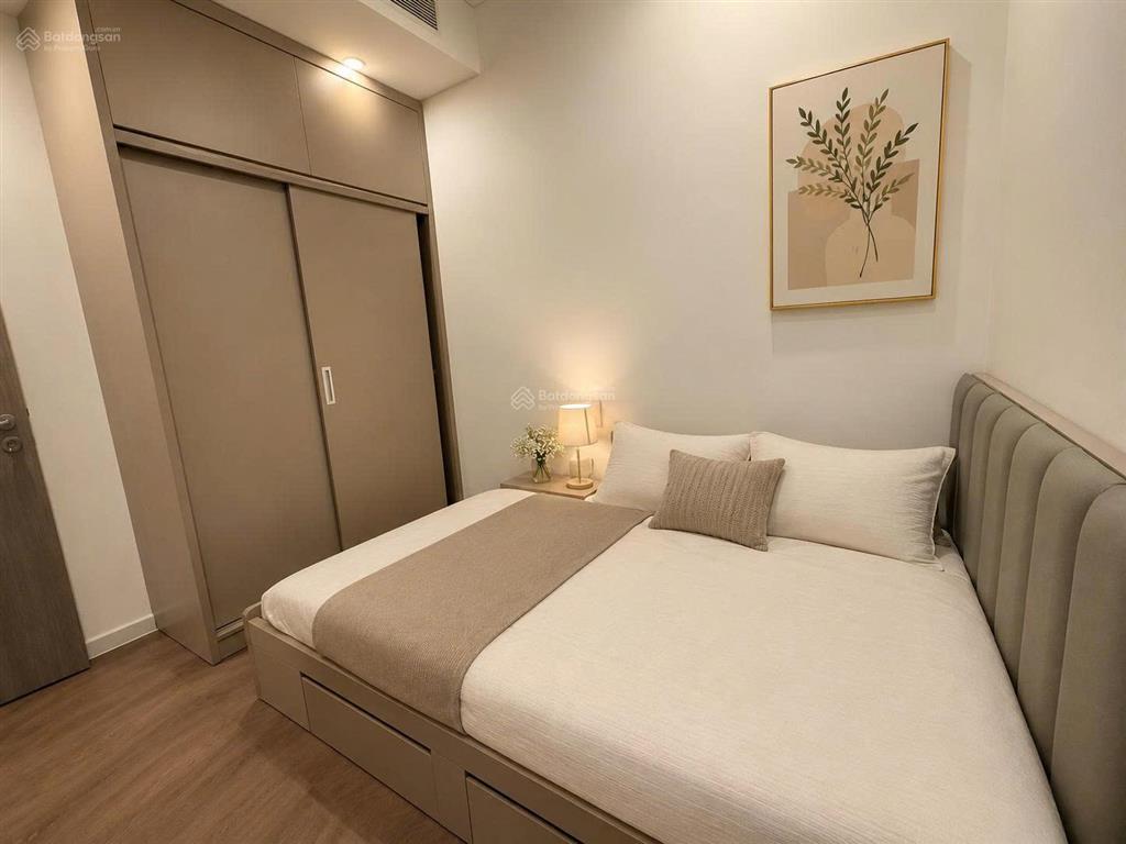 Hot hot cho thuê căn hộ 2 ngủ lumiere hạng sang giá 12tr5 vinhomes smart city