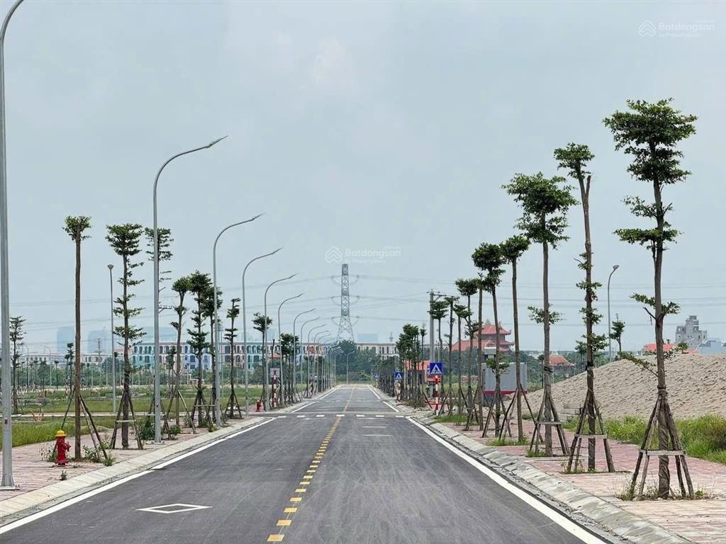 Siêu phẩm 3 mặt thoáng tái định cư vĩnh khúcsát vin 2vành đai 4khu công nghiệp sạch7,x tỷ