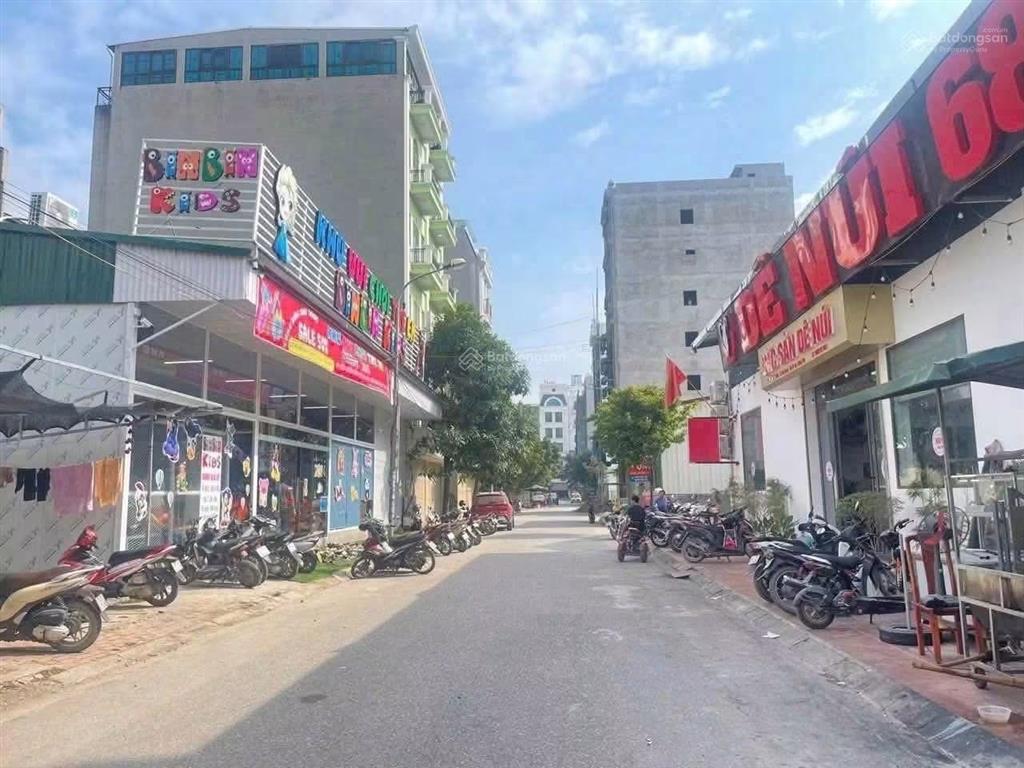 Bán gấp đấu giá văn giang  kinh doanh đỉnh  gần vòng xuyến  vành đai 3,5  giáp ecopark và vin 2