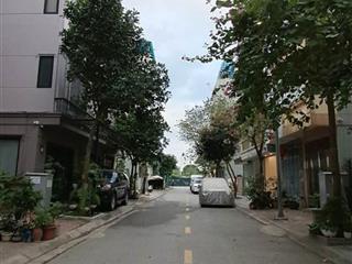 BÁN ĐẤT VIỆT HƯNG 135M2- MT 7M- NGÕ THÔNG, Ô TÔ TRÁNH, XÂY BIỆT THỰ VIP -16.x Tỷ