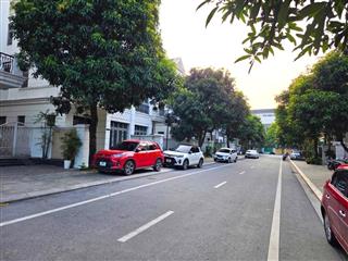 BÁN BIỆT THỰ VINHOMES RIVERSIDE 176M2- 4 Tầng- XỨ SỞ THANH BÌNH- 54 Tỷ