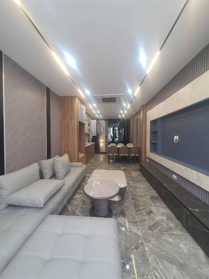 BÁN NHÀ NGỌC THỤY 38M2- 6 Tầng Thang Máy- Ô TÔ TRÁNH ĐỖ- 14.x Tỷ