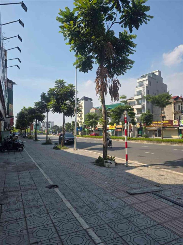BÁN NHÀ NGỌC THỤY 60M2, 7 TẦNG THANG MÁY, GARA Ô TÔ, NỘI THẤT XỊN- 23.6 TỶ