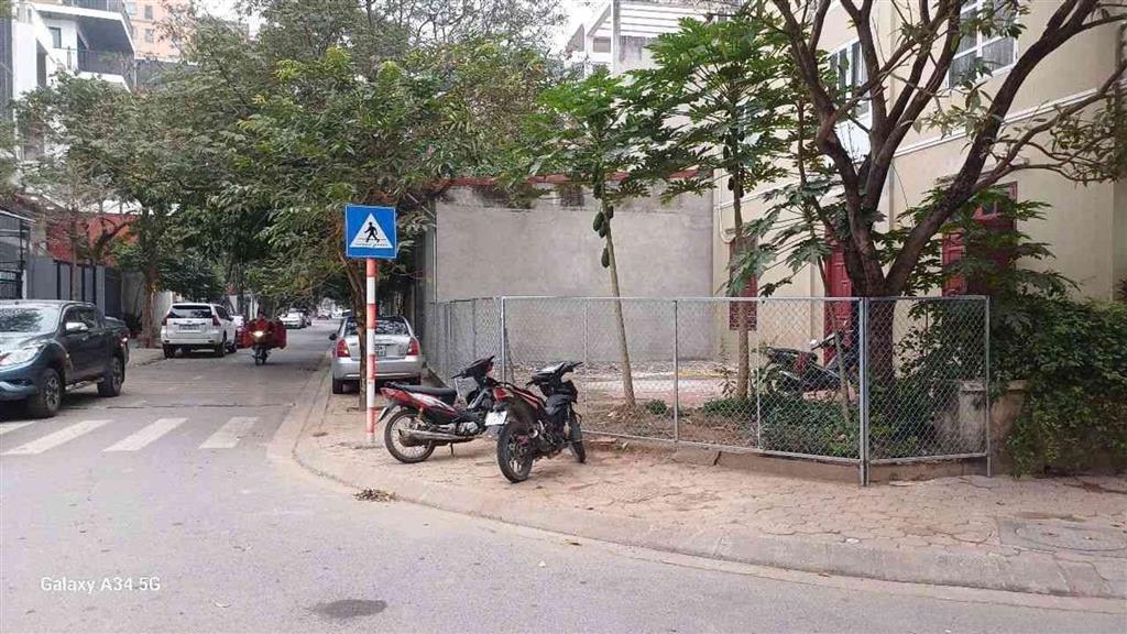 BÁN ĐẤT VIỆT HƯNG, LONG BIÊN 80M2- MẶT PHỐ, NGÃ TƯ KINH DOANH- HƠN 20 TỶ