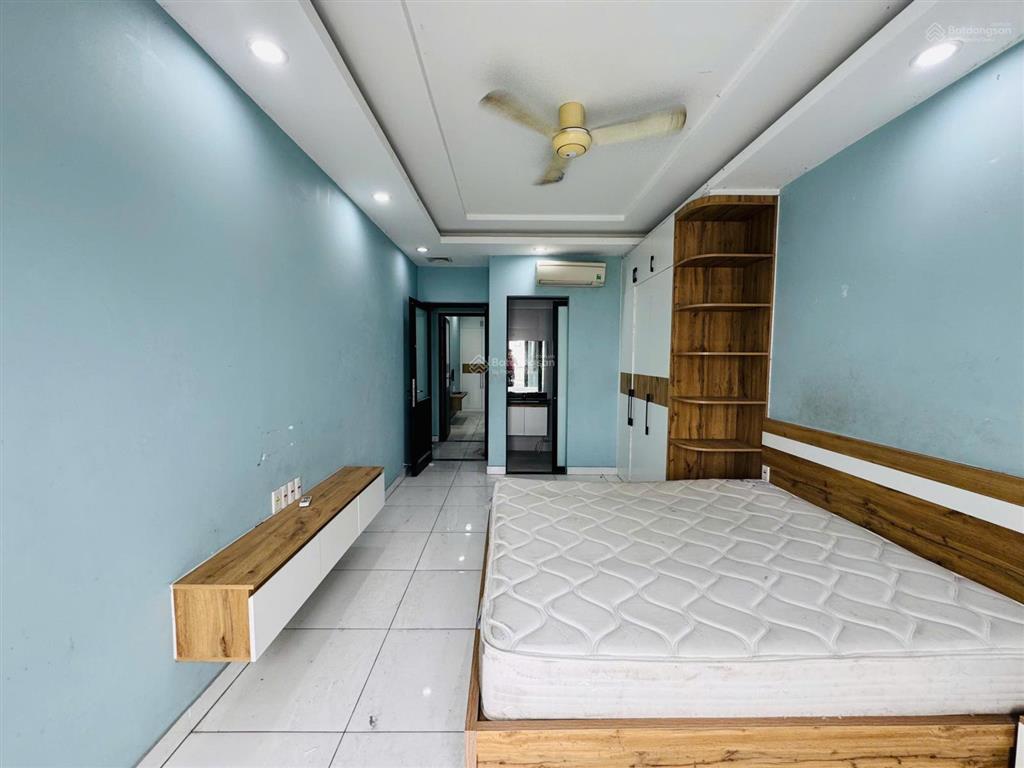 Cho thuê nhà hẻm xe tải đường 26/3, quận bình tân  6 tầng (thang máy)