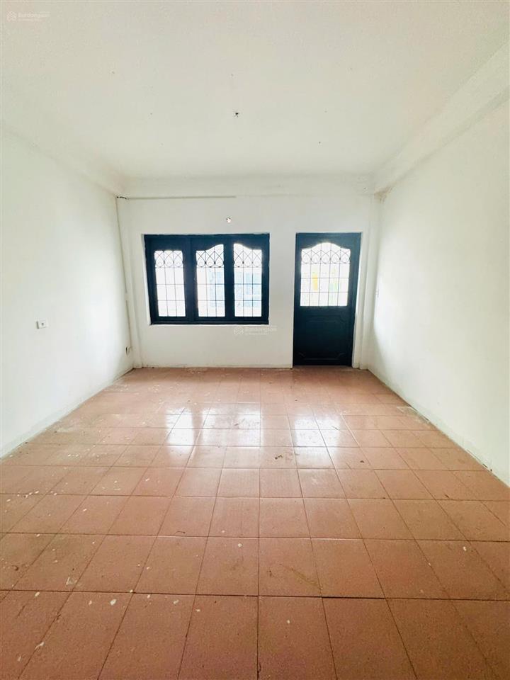 Cho thuê nhà mt 190 hai bà trưng, quận 1