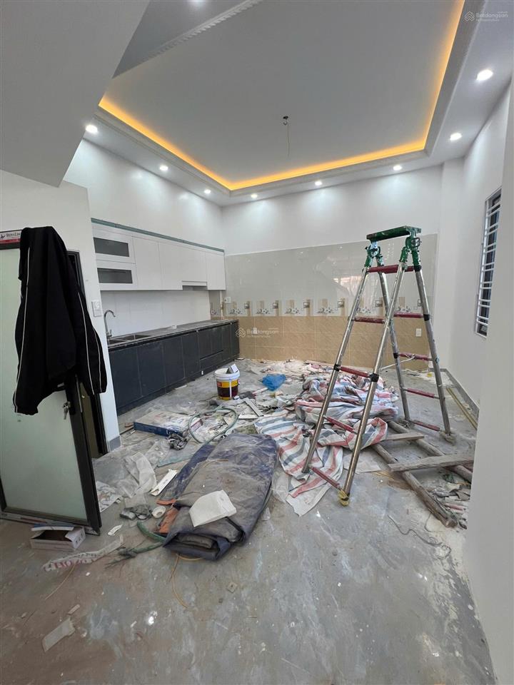 Bán nhà tại kiều đông  thôn hy tái, 2,5 tỷ, 52m2, 3pn, 3wc, pháp lý đầy đủ