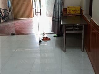 Cần bán gấp nhà riêng ở tỉnh nhưng nhà và nối sống nhưng tp lớn đầy đủ công năng và tiện ích,