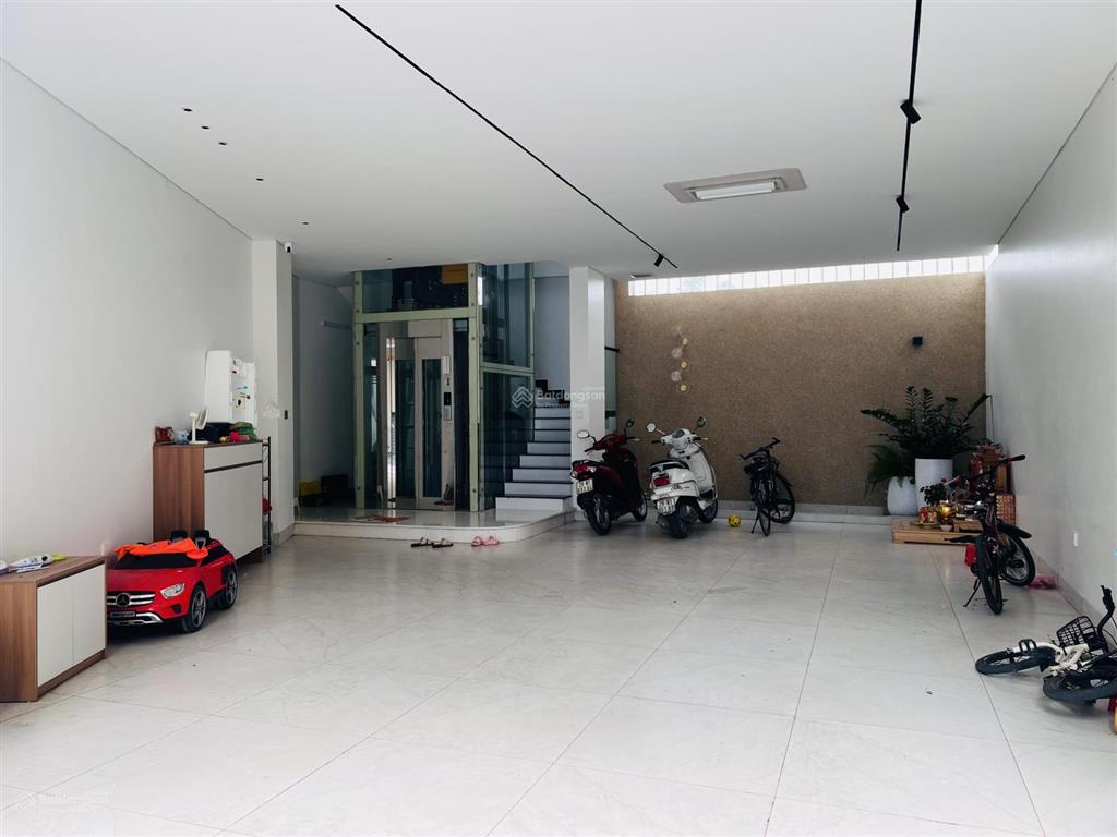 Chính chủ bán nhà như mới khu đấu giá xóm lò, thanh am 77m2, mặt tiền 5m