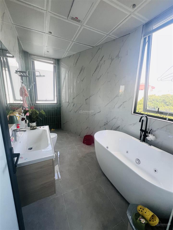 Chính chủ bán nhà như mới khu đấu giá xóm lò, thanh am 77m2, mặt tiền 5m