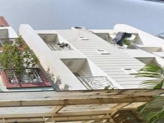 Bán nhà 1 trệt, lửng 3 lầu. 4x10= 40m2 1 sẹc nguyễn đình chiểu
