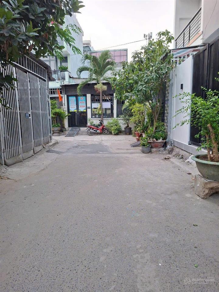 Bán nhà 1 trệt 1 lửng sổ hồng hoàn công 6,3x13,5m = 78 m2