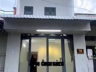 Bán nhà riêng tại 16 phạm ngũ lão, 2,3 tỷ, 112m2 (diện tích sử dụng, 1 trệt + 1 lầu), 2pn, 2wc