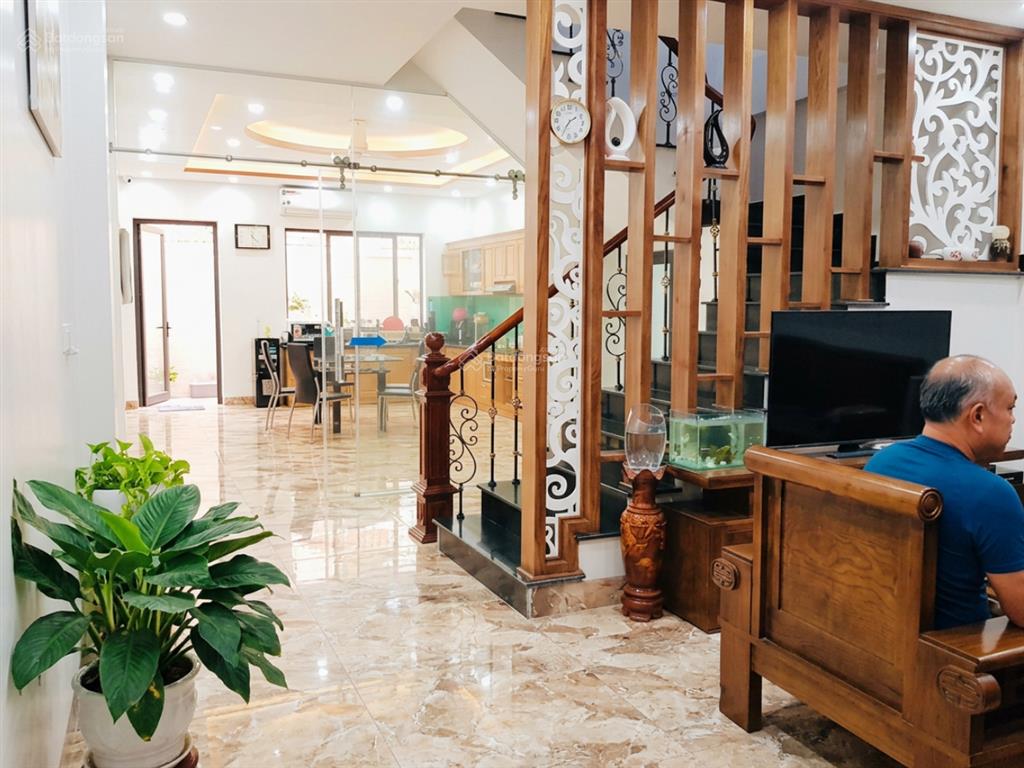 Siêu phẩm nhà phố nguyễn ngọc nại, dt 80m2 x7t  chỉ 28 tỷ, ô tô vào nhà, mặt tiền rộng