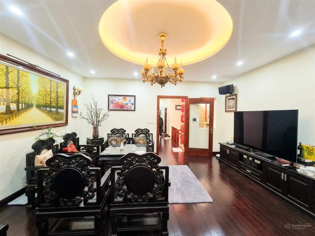 Cần bán gấp nhà mặt phố nguyễn ngọc nại, kinh doanh, dt 82m26t, thang máy, chỉ 25 tỷ