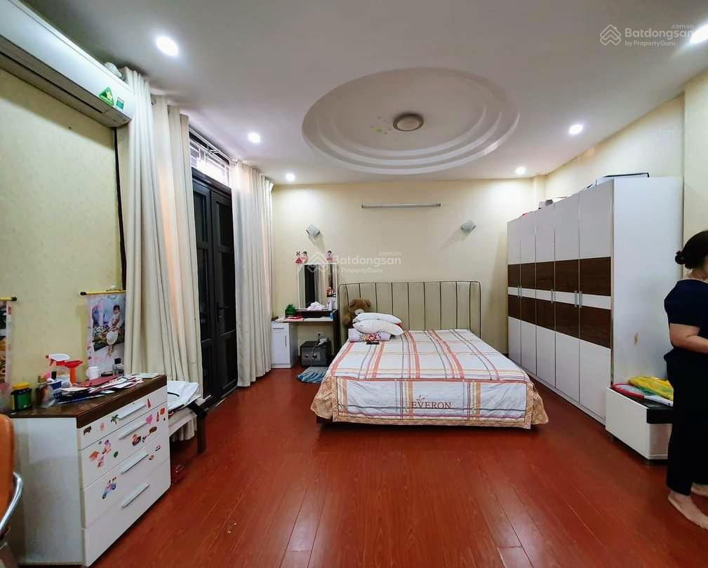 Chủ cần thanh khoản nhanh nhà mặt phố nguyễn ngọc nại, dt 95m2, mt 9m, 26 tỷ, vị trí hiếm