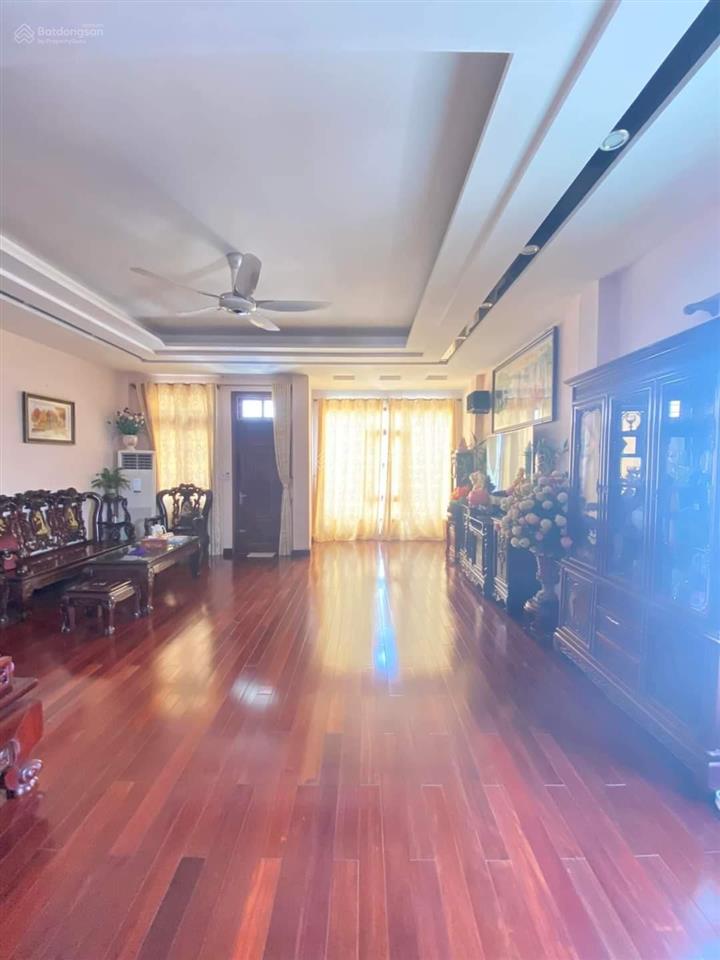 Bán nhà phố hoàng văn thái, phân lô quân đội, ô tô vào nhà, 106m2 mt 6m chỉ 27 tỷ