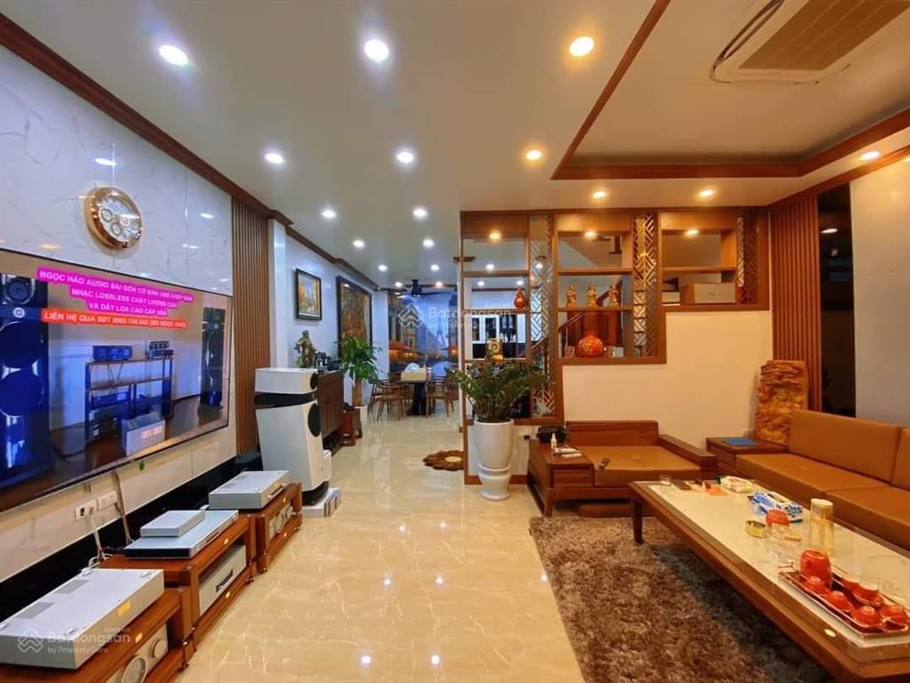 Bán gấp nhà mặt phố nguyễn ngọc nại, 72m x5t mt 5m chỉ 22.5 tỷ  đẹp hiếm có