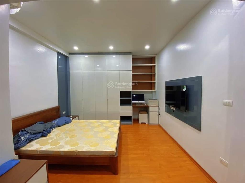 Bán gấp nhà mặt phố nguyễn ngọc nại, 72m x5t mt 5m chỉ 22.5 tỷ  đẹp hiếm có