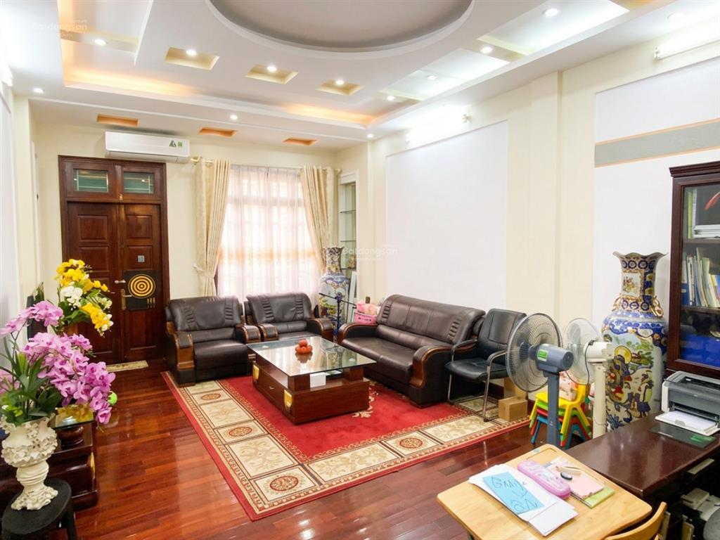Cần bán gấp nhà mặt phố hoàng văn thái, lô góc dt 62m, vỉa hè ôtô tránh, chỉ 20,5 tỷ.