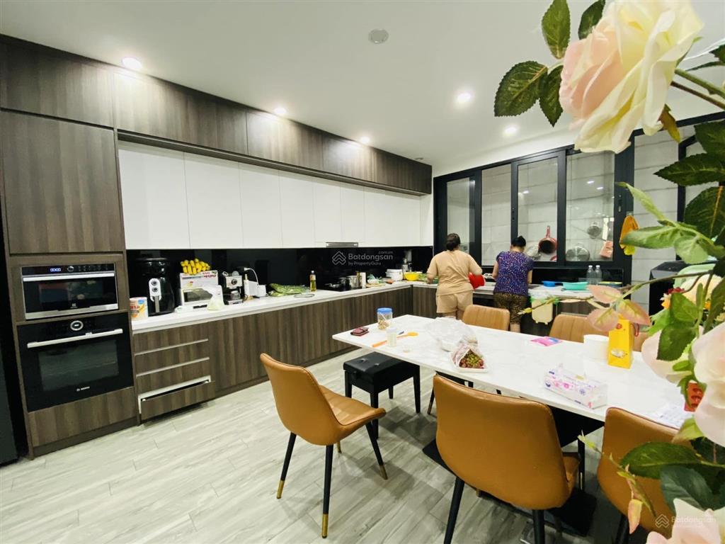 Bán gấp nhà mặt phố vương thừa vũ  vị trí đẹp  kd đỉnh dt 75m2 x5t, mt 5m giá 26 tỷ