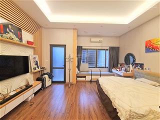 Cần bán nhanh nhà mặt phố hoàng văn thái, phân lô quân đội, dt 67m2 x4t, mt 5m, 21 tỷ