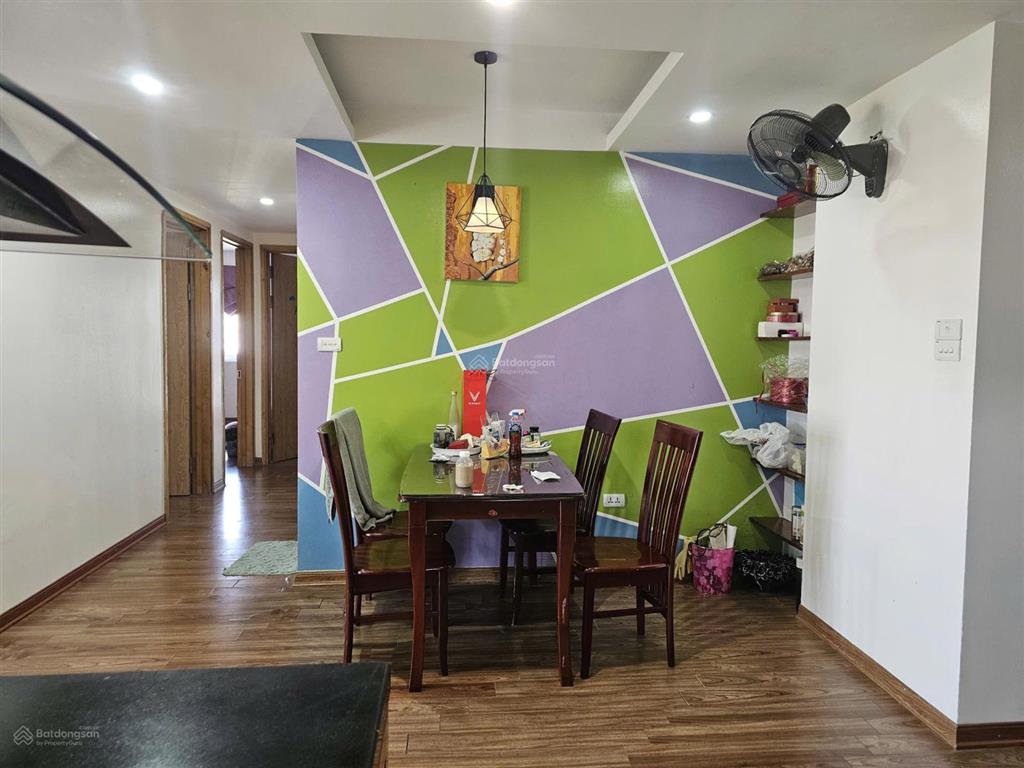 Bán căn hộ nơ 8 bán đảo linh đàm. sđcc, diện tích 76m2  thiết kế 3 phòng ngủ 2vs