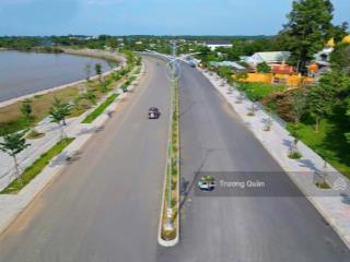 Bán lô đất dt 652m2  mặt tiền ngang 28,5m  đường vành đai ven sông  phường bửu long