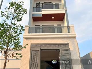 Bán nhà phố góc 3 mặt thoáng  kdc bửu long 3  gần trường thcs nguyễn bỉnh khiêm