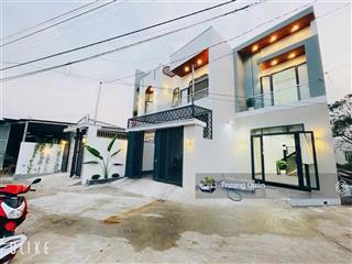 Bán nhà 1 trệt 1 lầu  hoàn công  đối diện chợ trảng dài đi vào  đường 6m thông thoáng