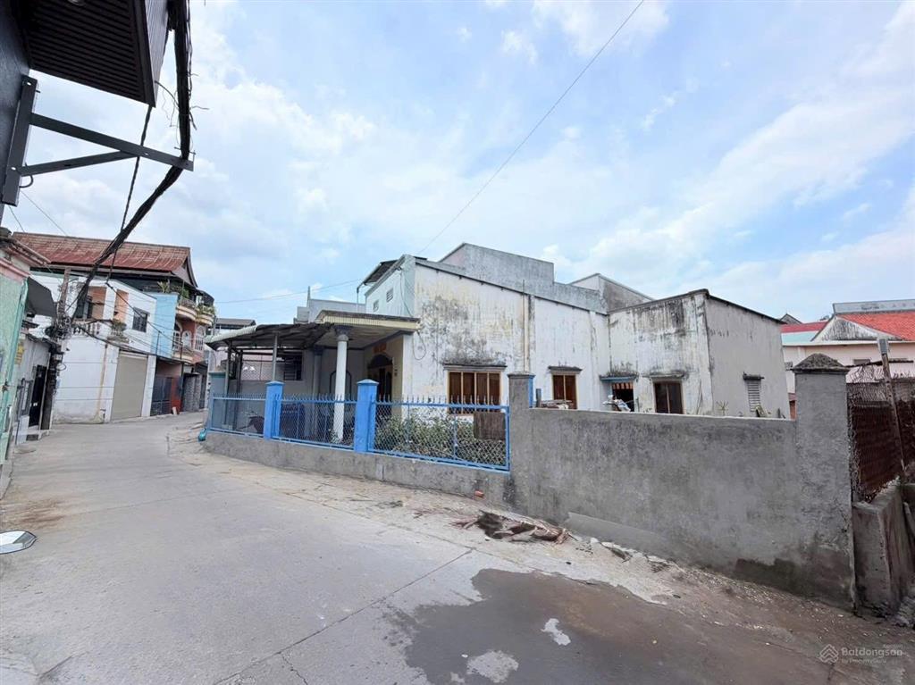 Bán đất 1 sẹc nguyễn ái quốc  gần chợ phúc hải  gần quảng trường tỉnh đồng nai