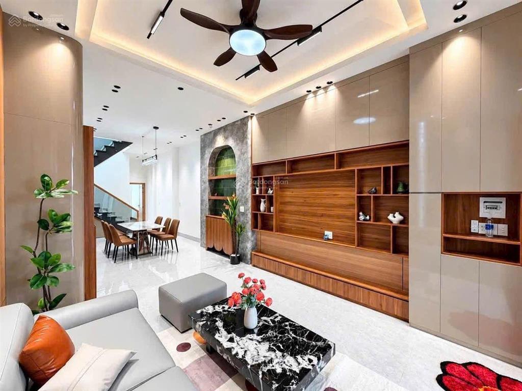 Bán nhà 1 trệt 1 lầu gần trung tâm hành chính p long bình (p. hố nai cũ)  mặt tiền kinh doanh