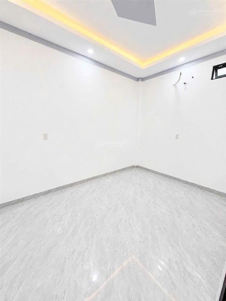 Bán nhà 1 trệt 1 lầu p. bửu hòa (nay p. biên hòa)  cách đường nguyễn tri phương vào 50m