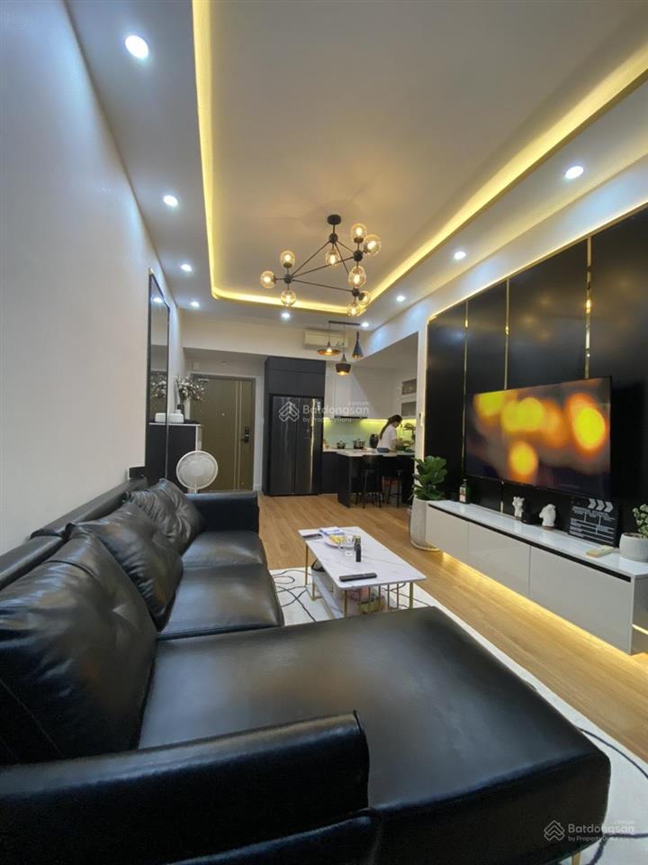 Chính chủ bán căn góc 2pn2wc full nội thất