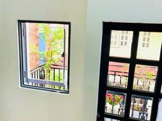 Siêu phẩm tân bình giáp quận 10  hẻm 5m thông ô tô đỗ cửa  4 lầu  7 chdv  dòng tiền 35 triệu