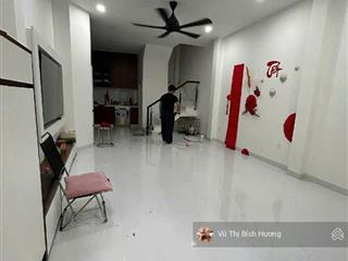 Nhà đẹp ngay ngã tư bảy hiền  lạc long quân, ni sư huỳnh liên