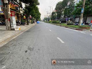 Mặt tiền bàu cát  đường đôi 30m  5 tầng  vỉa hè 5m  dòng tiền 40tr/tháng**