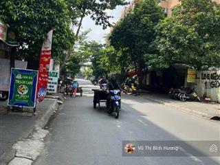 Nhà 2 tầng btct  đường xe tải  hẻm 15 hoàng hoa thám  cộng hòa  trung tâm k300