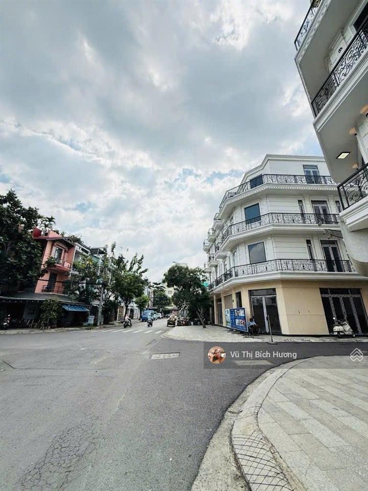 Nhà khu phân lô nội bộ  trịnh đình trọng  lũy bán bích  tân phú  có vỉa hè  3 tầng