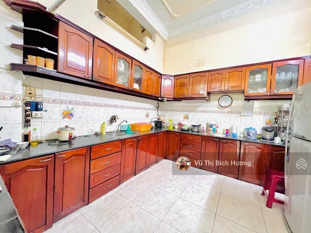 Siêu phẩm biệt thự vip trung tâm phú nhuận  cách mặt tiền phan xích long  không gian sang trọng